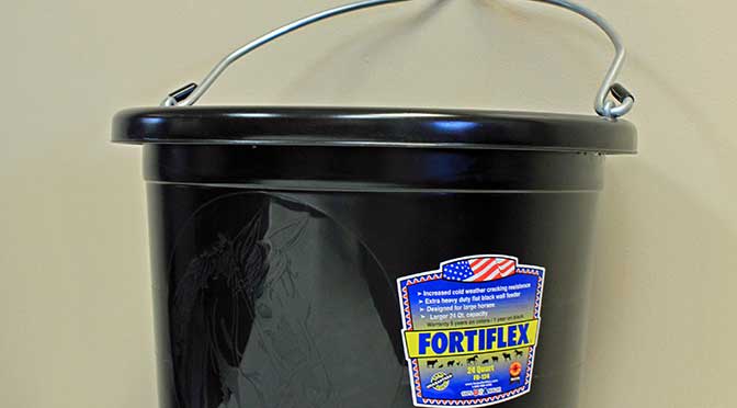 Fortiflex 6 Gallon Premium Flat Back Bucket